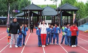 乐天桃猿挑战传统强权